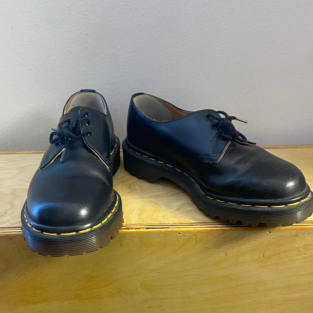 Dr. Marten’s Smooth Leather Oxford Shoes